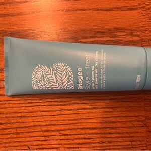 Briogeo Style + Treat Yuzu Plum Oil Air Dry Cream NEW